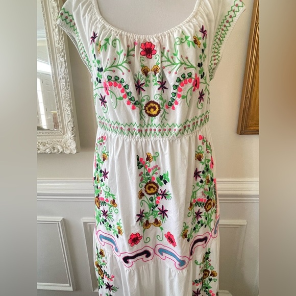 New Anthropologie Embroidered Off-The-Shoulder Maxi Dress Medium White - Picture 7 of 9
